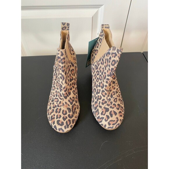 Toms Kelsey wedge heel leopard print boots - Picture 5 of 10
